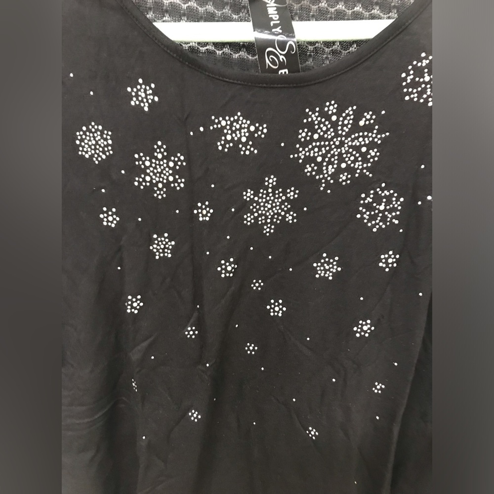 Plus Size Women Short Sleeve Snowflakes Casual Blouse Tee T Shirt Top Black - Picture 3 of 3